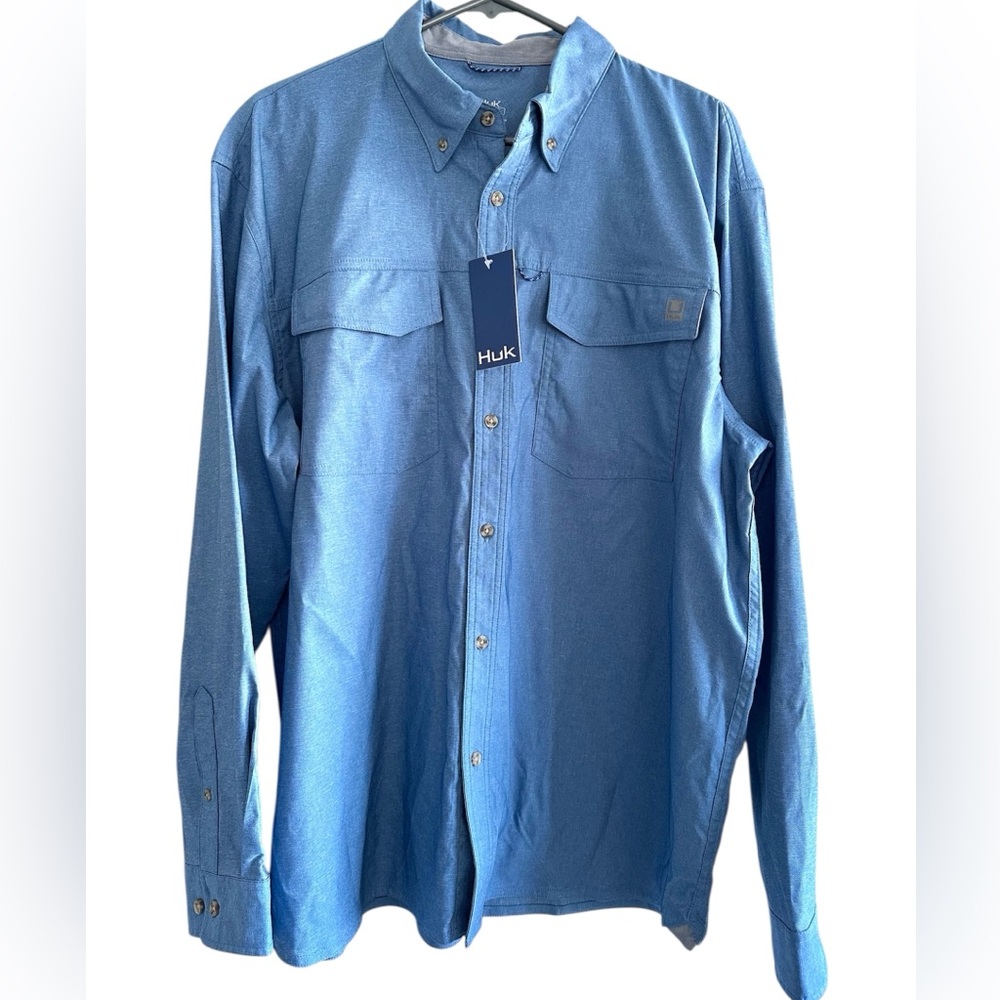NWT Men’s Huk Performance Button Down Shirt